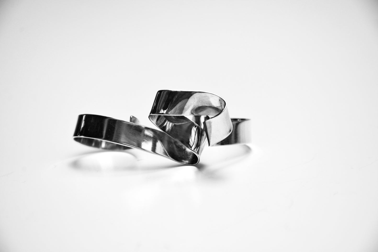 Avara Ring