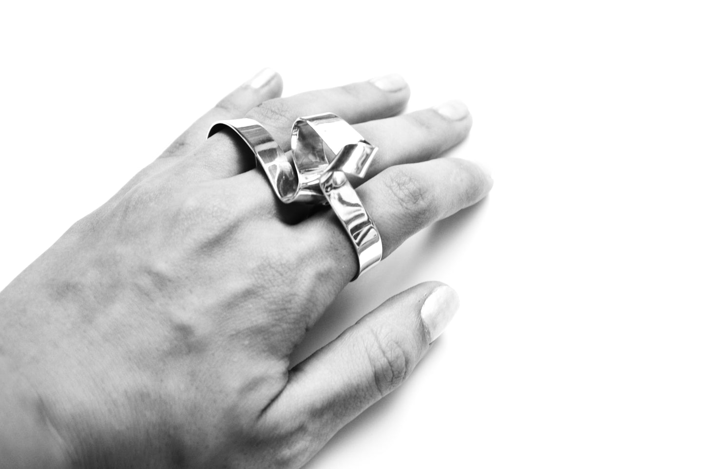 Avara Ring